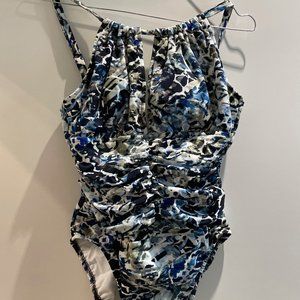 One piece Swimsuit Magicsuit